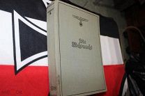 Книга Die Wehrmacht (Вермахт) 1940г. оригинал 3 Рейх Германия