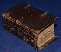 Книга антикварная старинная МОЛИТВОСЛОВ 18-19 век Карманный