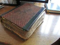 Старинная церковная книга