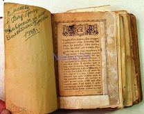 Книга «Деяния и послания Святых Апостолов» 1894 год. (К)