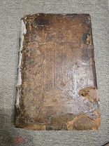 Старинная книга на Старословянском Минея Четьи 17 век. 762 стр.