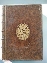 Книга с гербом. История Англии.1733 год.